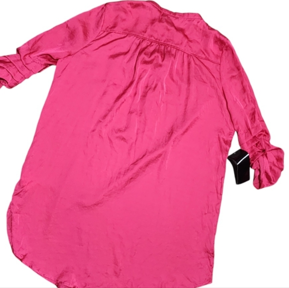NWT Bebe Hot Pink Shirt Dress Medium Roll Tab 1/2 Button Front Lightweight - Picture 3 of 11